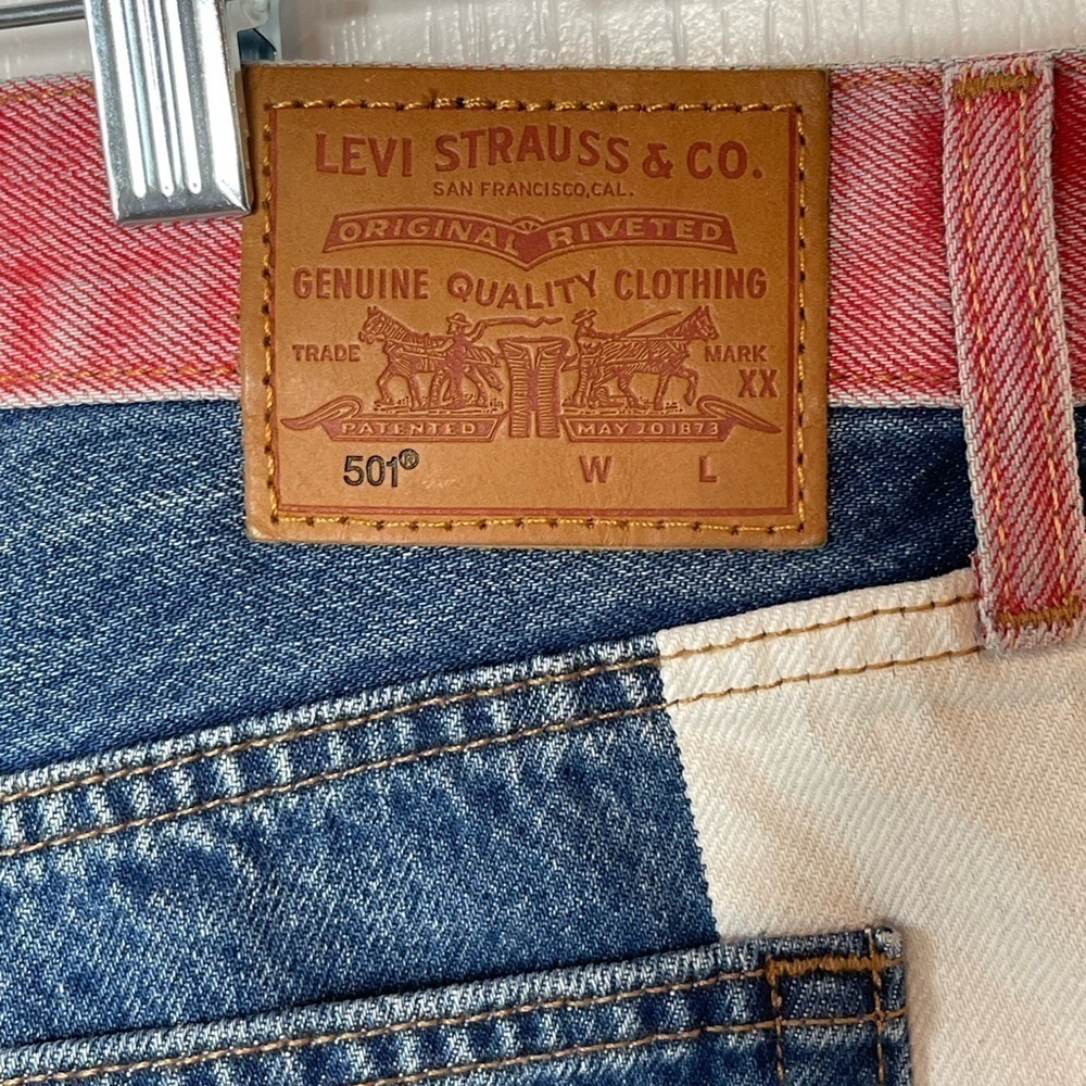 Levi's 501 Super Mario Denim Jean Shorts Women's color block fray hem Size 31 - Picture 15 of 16